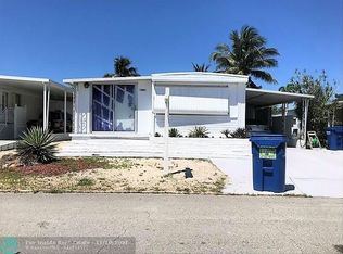1581 SW 84th Ave, Davie, FL 33324