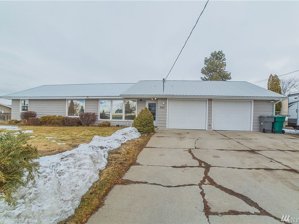 1st image of 207 1st St SE