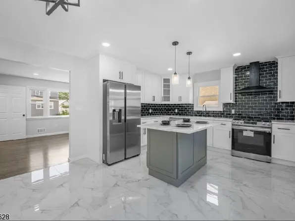 210 Centre St, Nutley Twp., NJ 07110