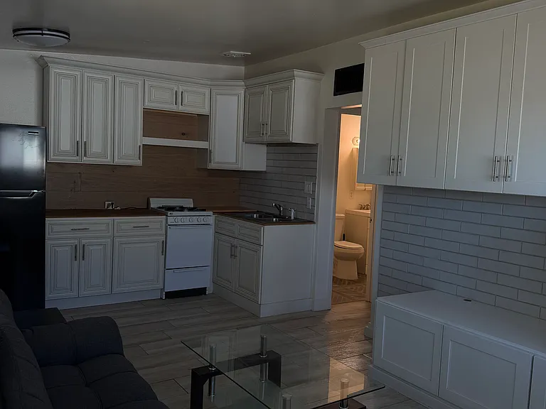 908 S Mariana St #1 — Photo 2