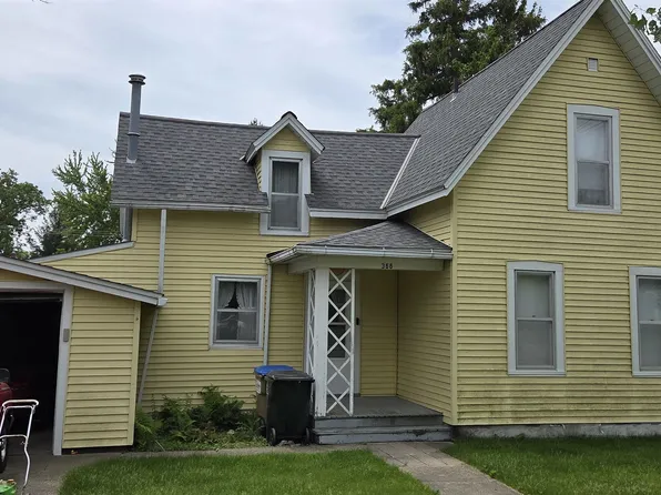 366 W Williams St, Postville, IA 52162