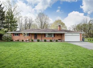 4800 Harlou Dr, Dayton, OH 45432