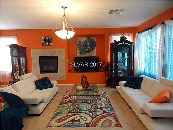 3rd image of 208 Palatial Pines Ave