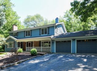 1301 Miller Rd, McHenry, IL 60051