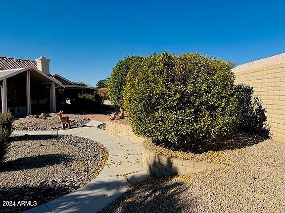 3rd image of 13912 W PAVILLION Drive