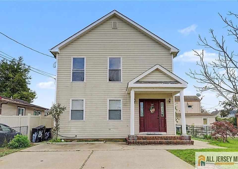 24 Belmont Ave