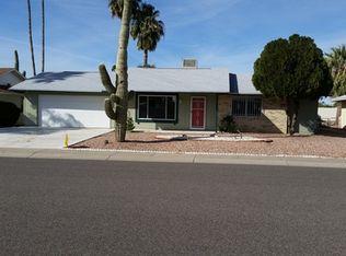19622 N Lakeforest Dr, Sun City, AZ 85373