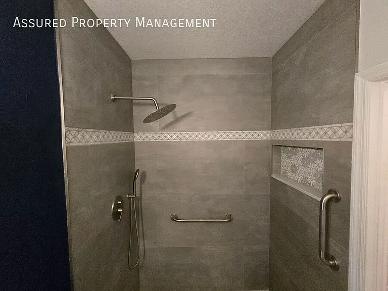 2048 Cypress Bay Blvd — Photo 10