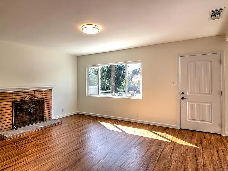 1268 Bresee Ave — Photo 3