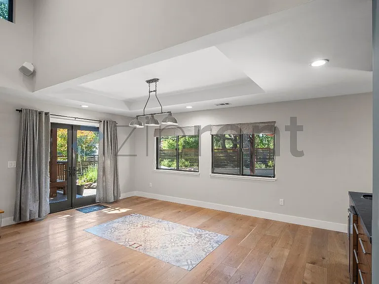 1701 Whitham Ave — Photo 10