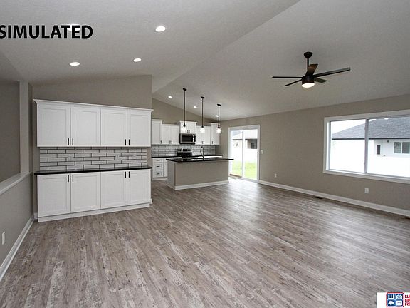 4th image of 7621 Isidore Dr