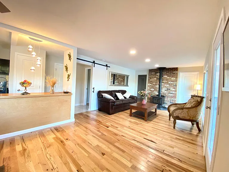 1304 Madrona Beach Rd NW — Photo 11
