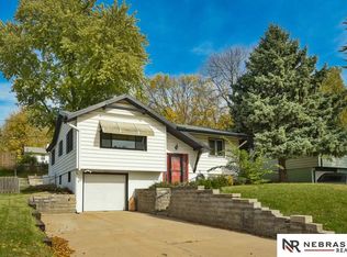 7902 Pasadena Ave, Omaha, NE 68124