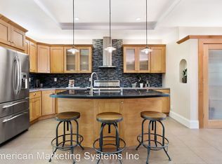 2012 Powell St, San Francisco, CA 94133