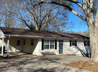 5945 Cleveland Hwy, Clermont, GA 30527