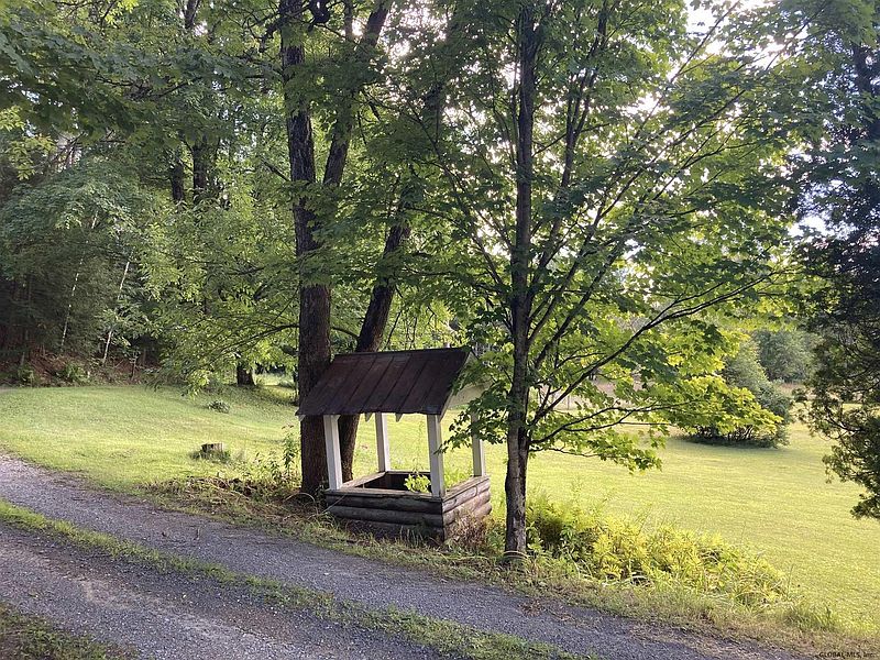 3rd image of DEAN MOUNTAIN Road