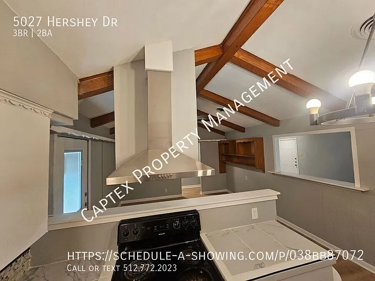 5027 Hershey Dr — Photo 2