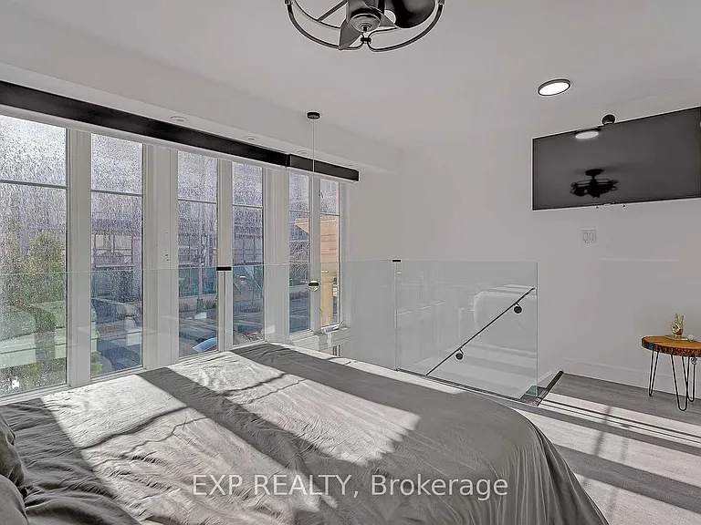 50 E Liberty St #1111 — Photo 17