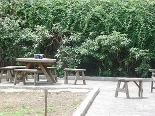 Sold by Douglas Elliman | media 8