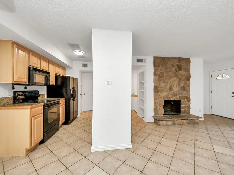 17331 Red Oak Dr #55 — Photo 14