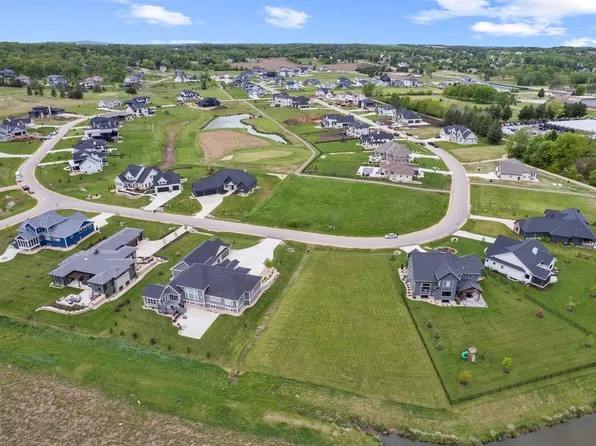 L 26 Colonial Way, Verona, WI 53593