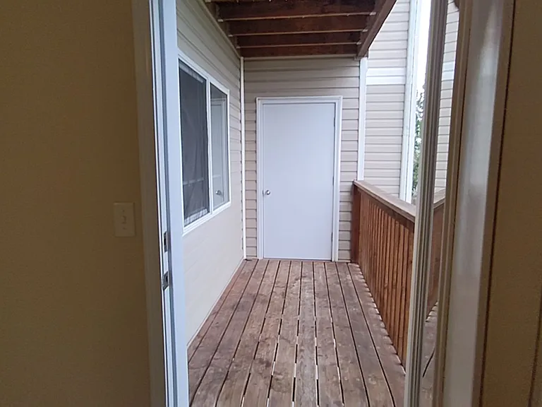 Wellesley Park Apartments — Photo 101