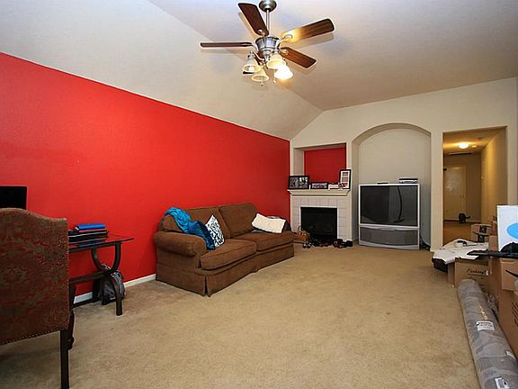 4th image of 19519 Hillside Springs Cir
