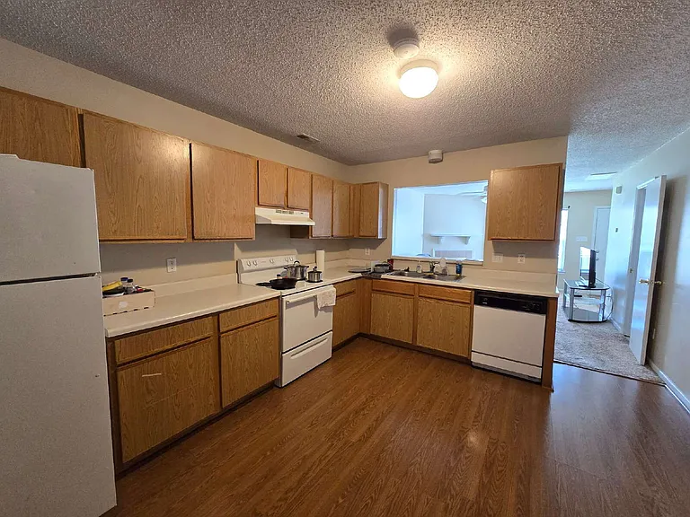 1097 W Pueblo Dr — Photo 6