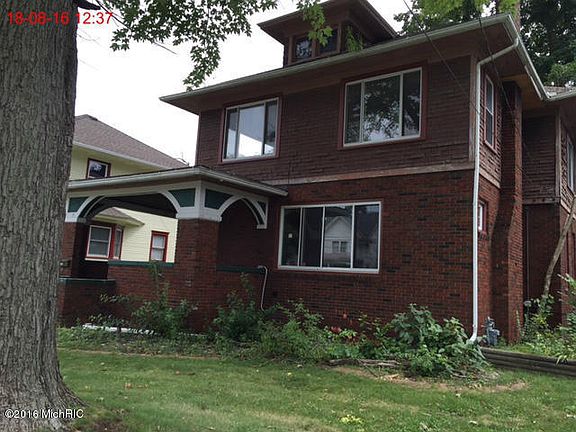 2nd image of 27 Riverview Ave