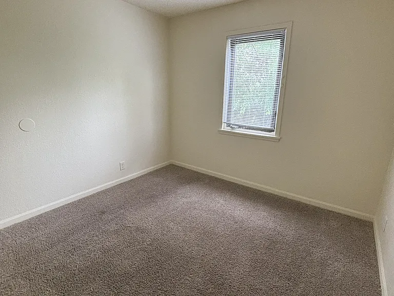 Ridgeview Heights — Photo 28
