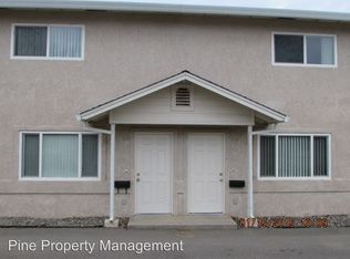 1146 N Court St, Redding, CA 96001