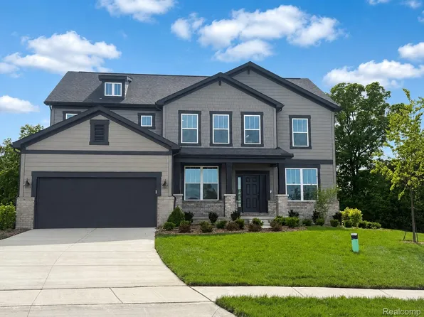 3671 Hayes Ct, Ypsilanti, MI 48197