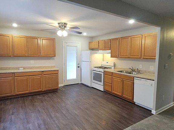 2nd image of 2831 Dolby Dr
