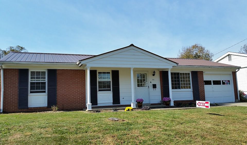 1st image of 32 Nedra Dr