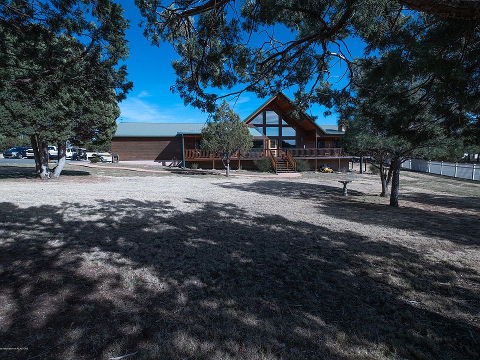 1st image of 107 Legacy Ln
