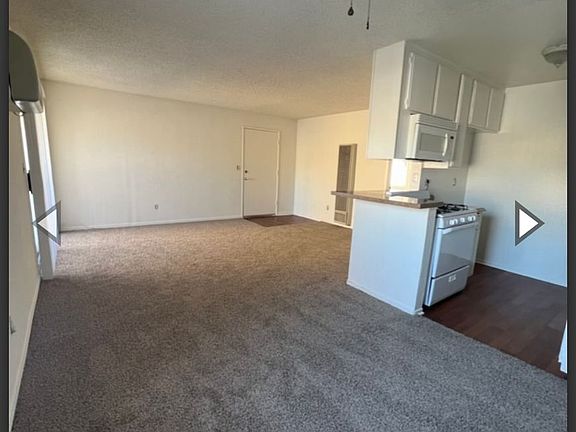 3rd image of 10444 Virginia Ave APT 219