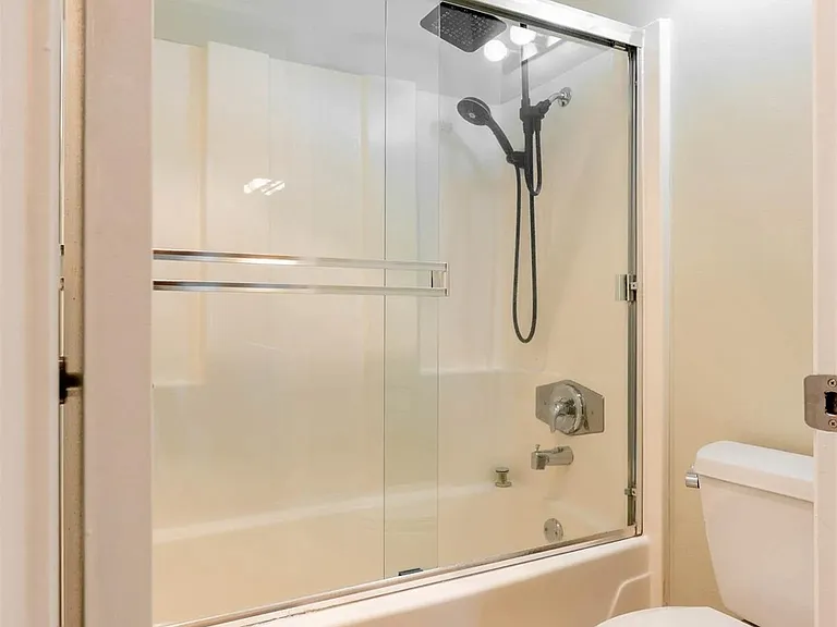 1855 Diamond St #301 — Photo 19