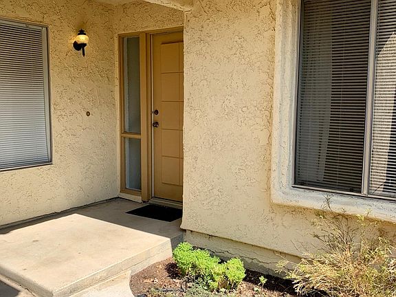 4th image of 188 Conifer Cir
