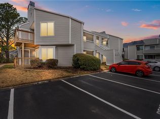 430 Babbling Brook Dr, Virginia Beach, VA 23462