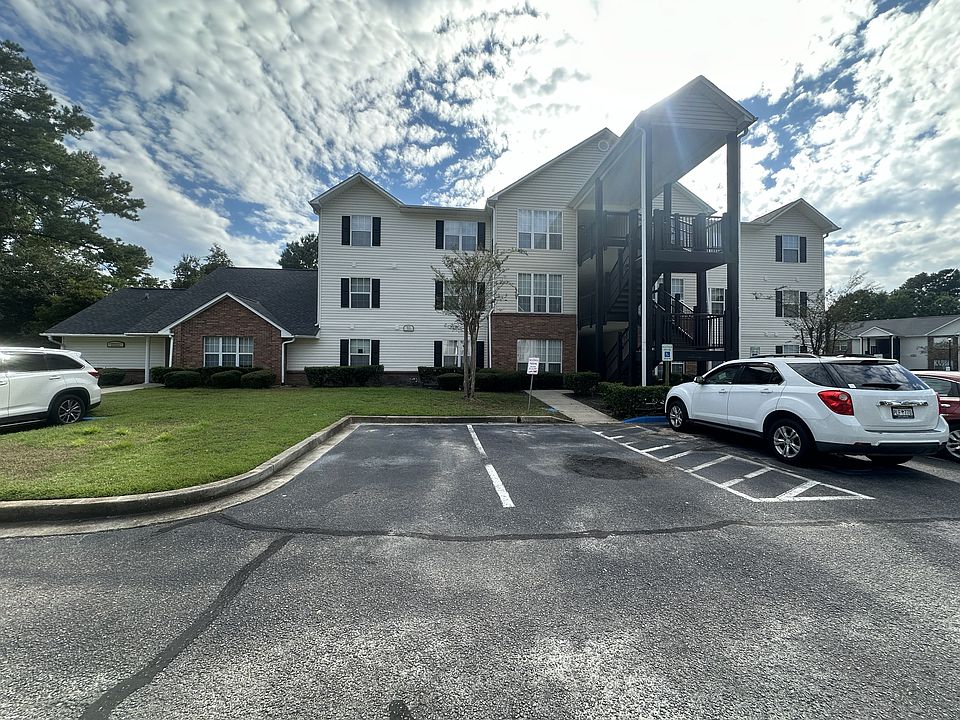Building Photo 4