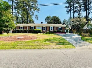 6306 Cool Shade Dr, Fayetteville, NC 28303
