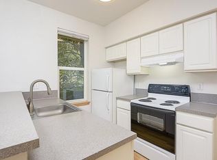 913 13th Ave #A, Seattle, WA 98122