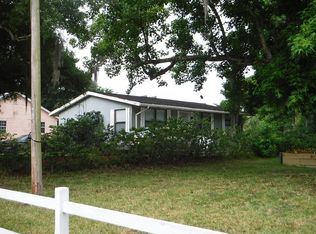 184 Bay St, New Smyrna Beach, FL 32168