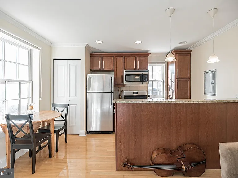 1716 Pine St #5/3R — Photo 12