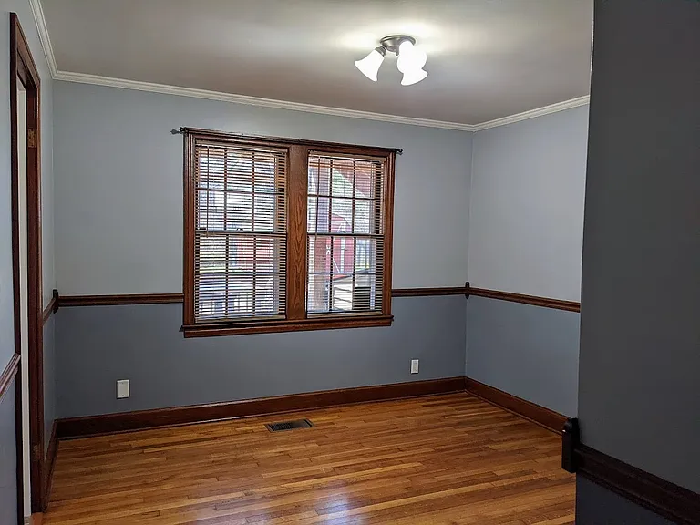 1070 Horseshoe Dr — Photo 5