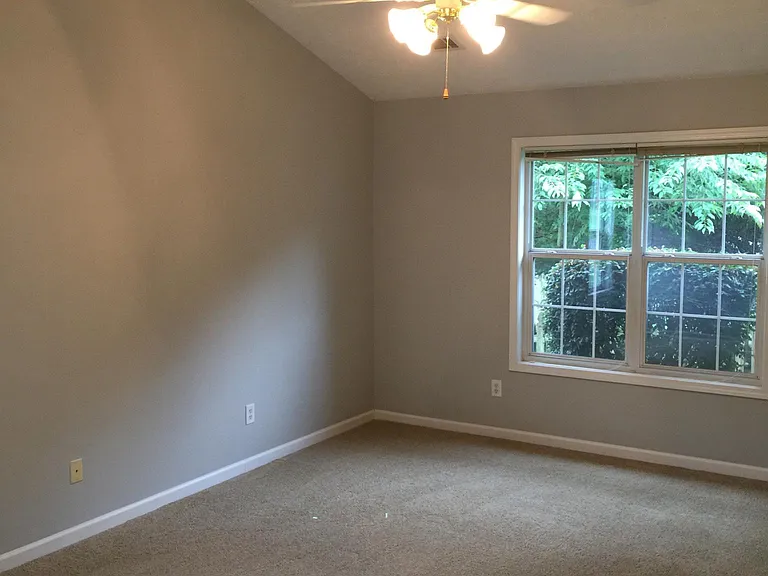 extra large master bedroom with vaulted ceiling