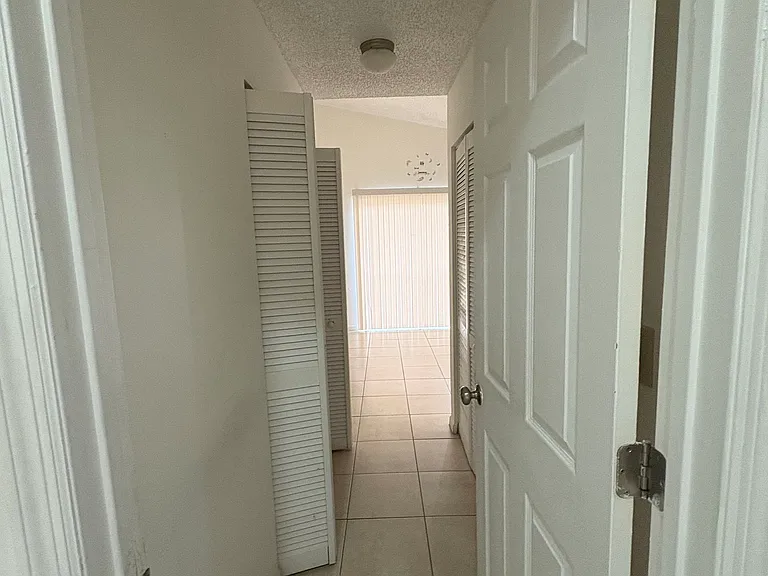 5625 W 26th Ct #201 — Photo 17