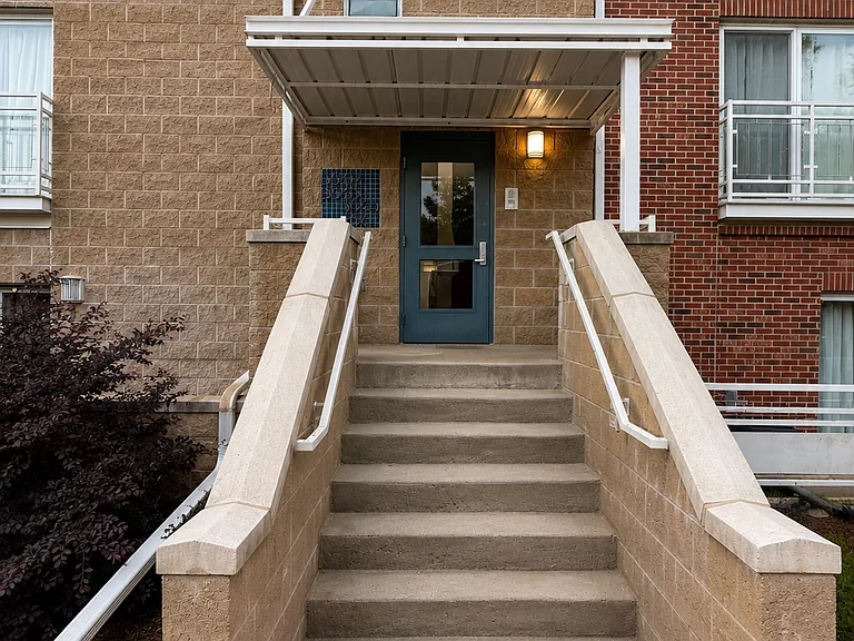 3967 Picasso Ct — Photo 26