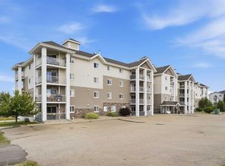 3 E Broadway Rise #310, Sylvan Lake, AB T4S0G9