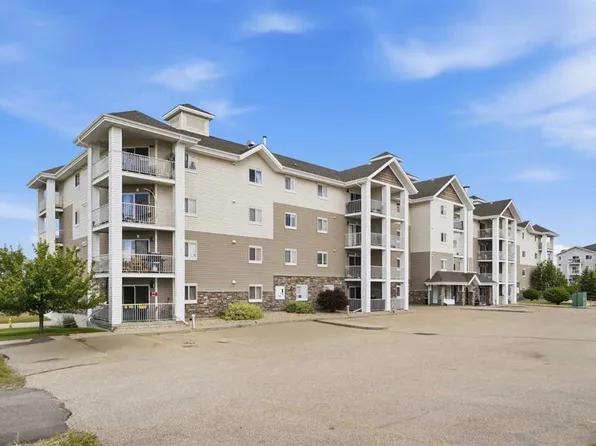 3 E Broadway Rise #310, Sylvan Lake, AB T4S 0G9